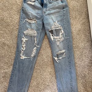 American Eagle ripped mom jeans